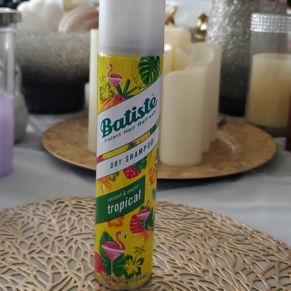 BATISTE DRY SHAMPOO RROPICAL 200 ML - Picture 2 of 5